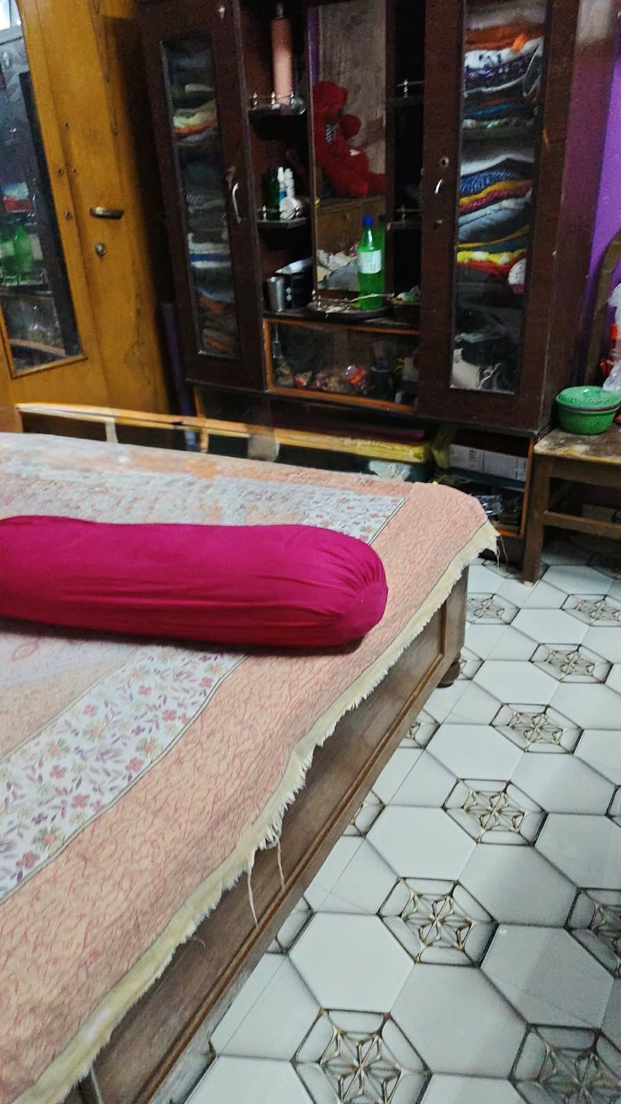 Room available for rent